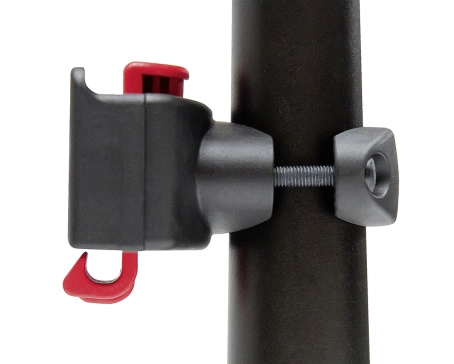 Fixation de panier avant/sacoche de selle CADDY Noir/Rouge