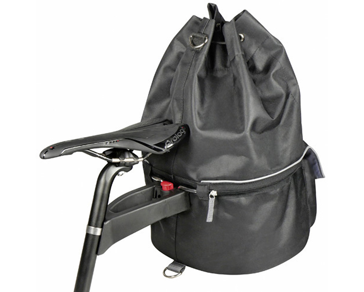 Extension de fixation de panier sur tige de selle avec fixation Noir